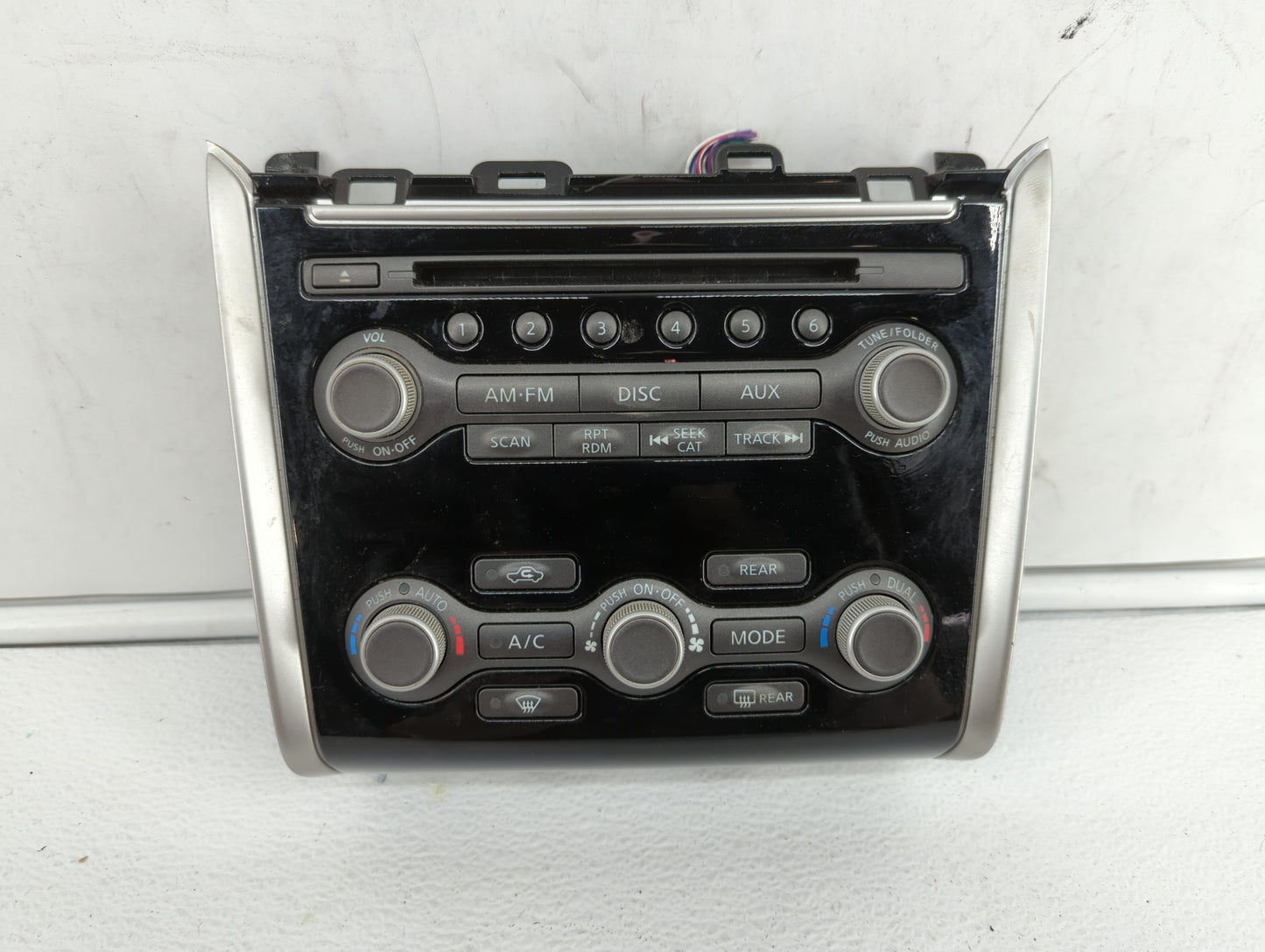 Nissan Pathfinder Radio Control Panel - Oemusedautoparts1.com