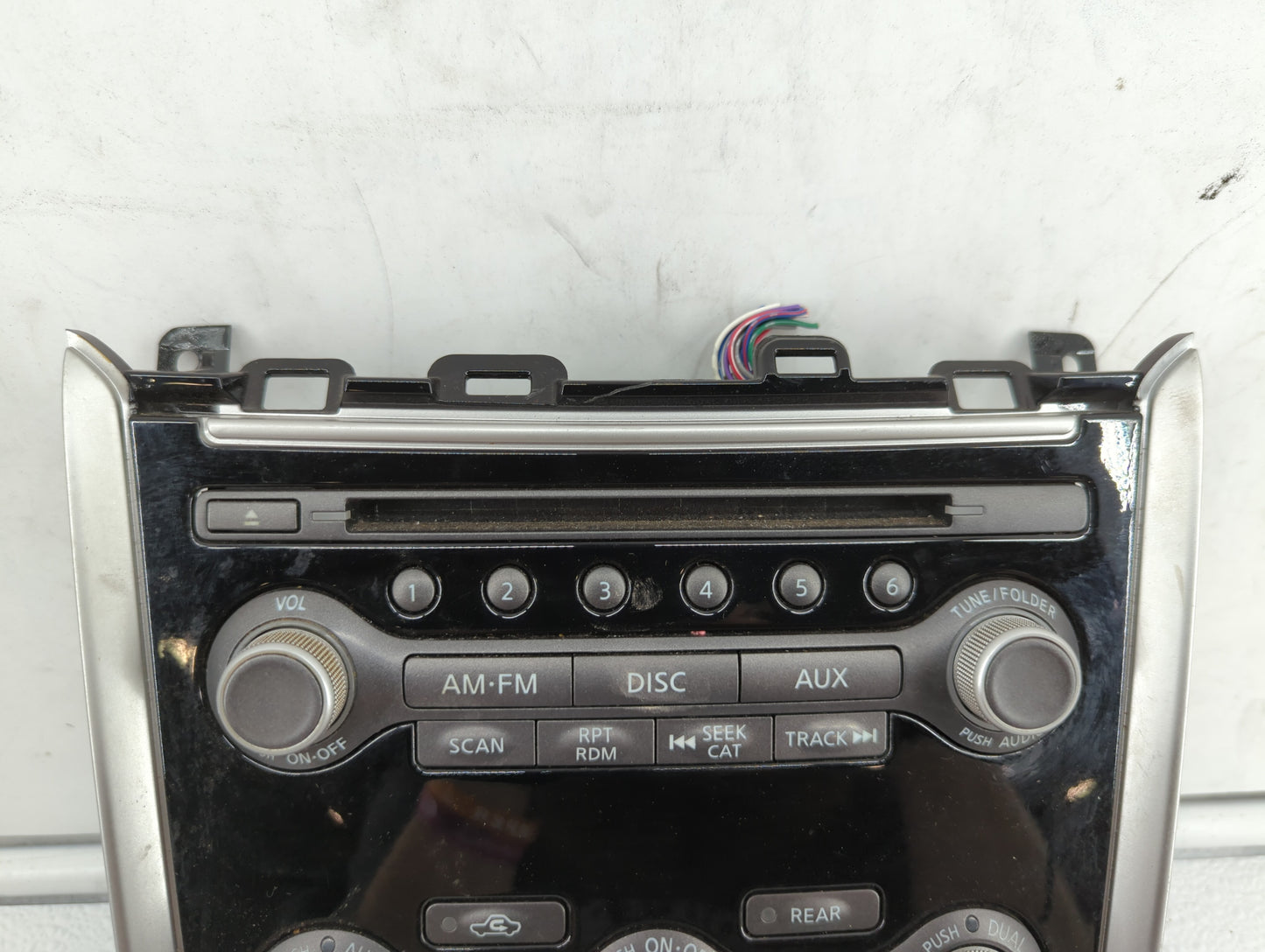 Nissan Pathfinder Radio Control Panel - Oemusedautoparts1.com