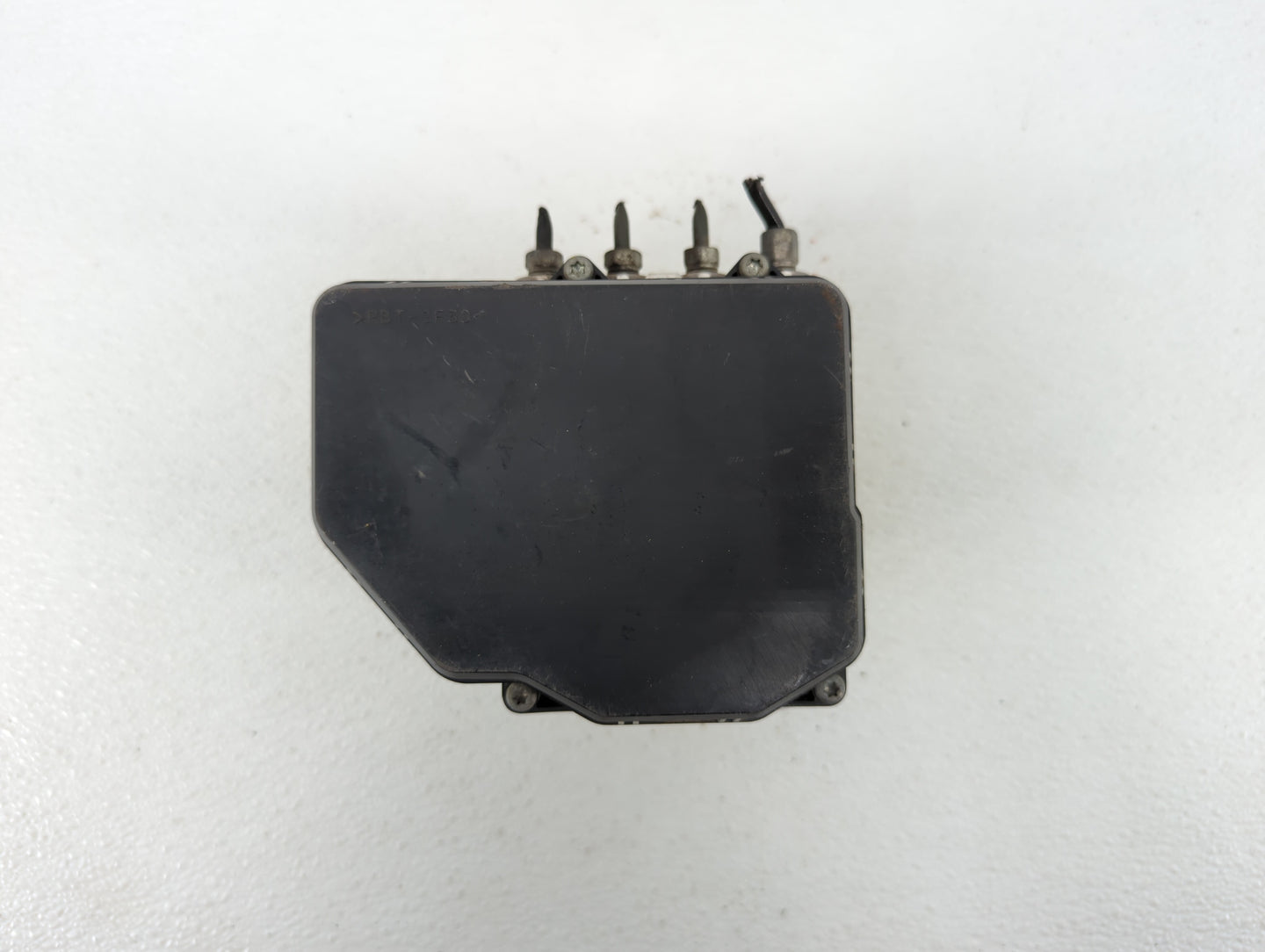 2015 Nissan Pathfinder ABS Pump Control Module Replacement P/N:47660 9PB0A Fits OEM Used Auto Parts - Oemusedautoparts1.com