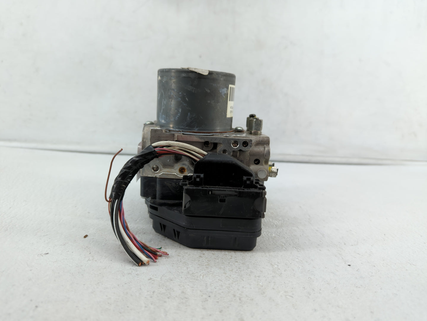 2015 Nissan Pathfinder ABS Pump Control Module Replacement P/N:47660 9PE0A Fits OEM Used Auto Parts - Oemusedautoparts1.com