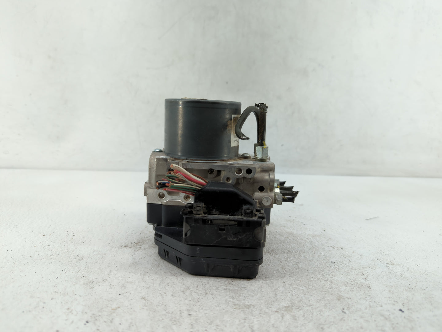 2015 Nissan Pathfinder ABS Pump Control Module Replacement P/N:47660 9PB0A Fits OEM Used Auto Parts - Oemusedautoparts1.com