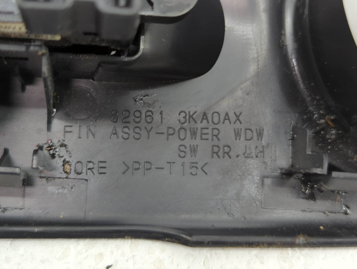 2015 Nissan Pathfinder Passenger Right Power Window Switch 82961 3ka0ax - Oemusedautoparts1.com
