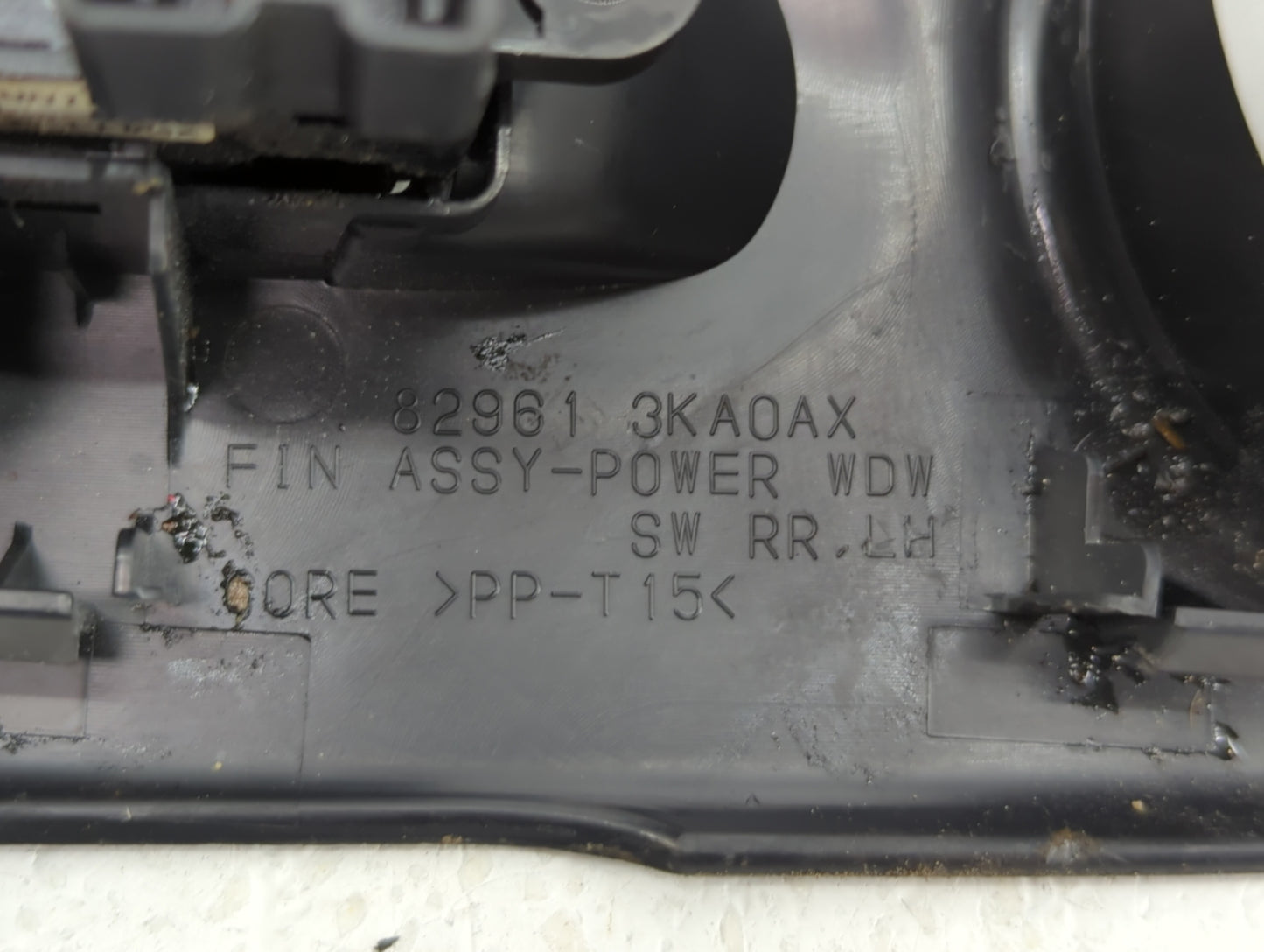 2015 Nissan Pathfinder Passenger Right Power Window Switch 82961 3ka0ax - Oemusedautoparts1.com