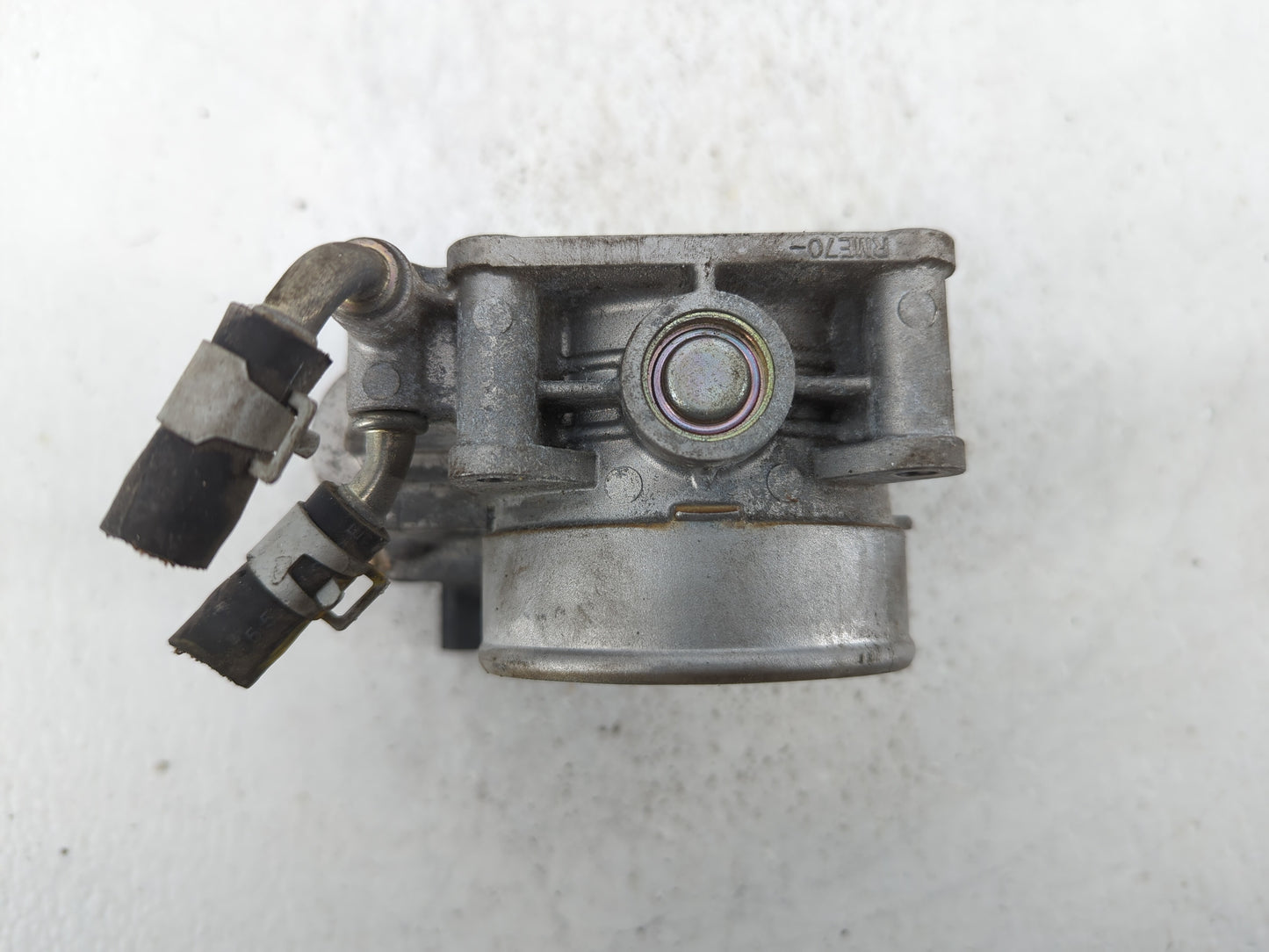 2015-2016 Nissan Pathfinder Throttle Body P/N:RME70-50 Fits Fits 2015 2016 2017 2018 2019 2020 2021 2022 OEM Used Auto Parts