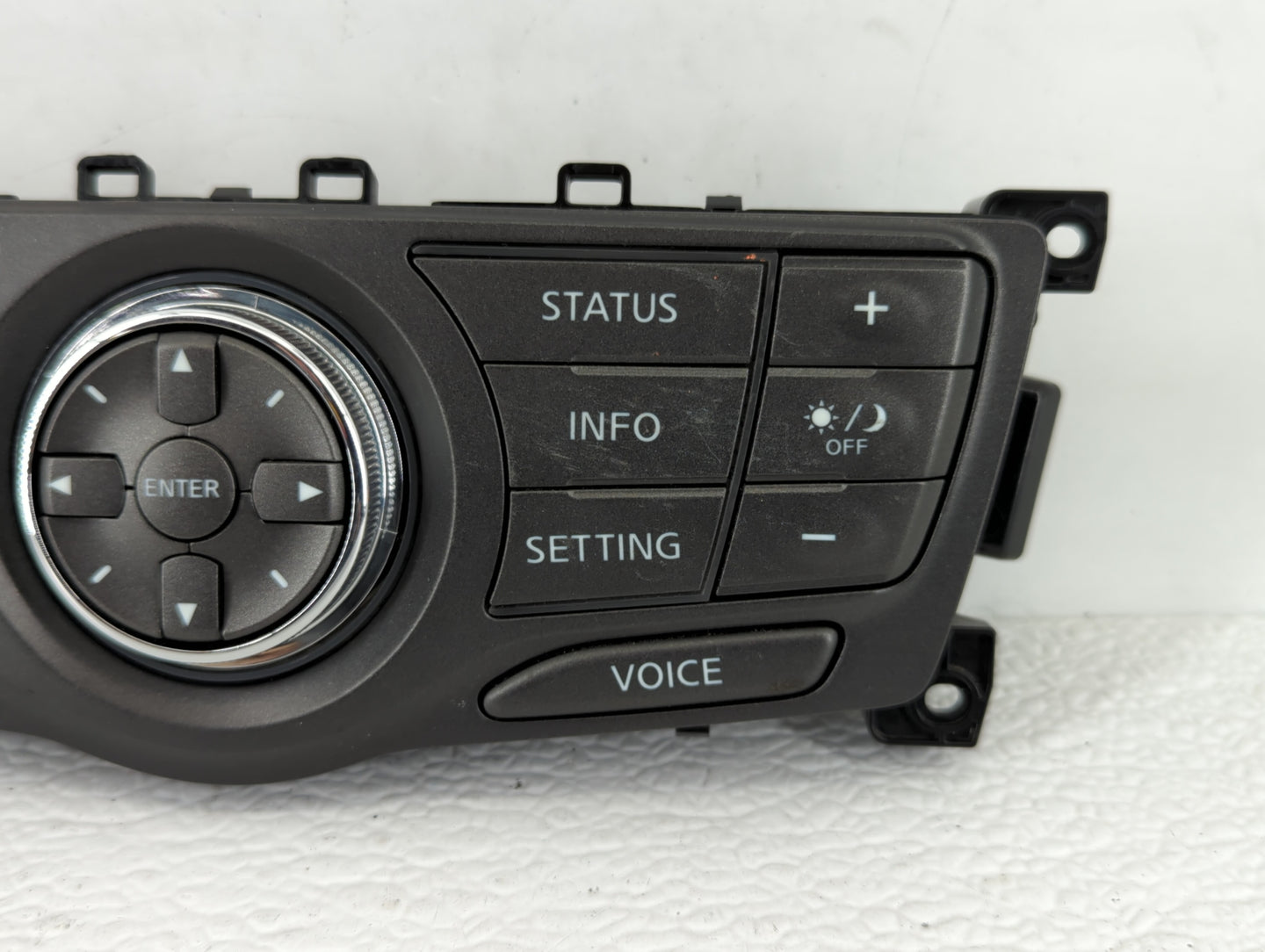 2013-2016 Nissan Pathfinder Information Display Screen - Oemusedautoparts1.com