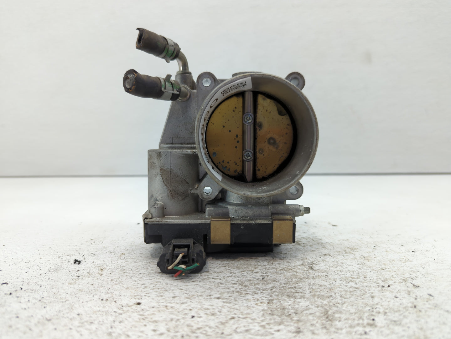 2015-2016 Nissan Pathfinder Throttle Body P/N:RME70-50 Fits Fits 2015 2016 2017 2018 2019 2020 2021 2022 OEM Used Auto Parts