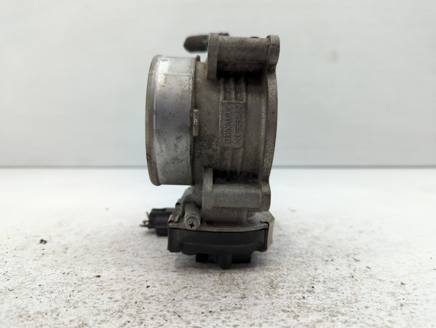 2015-2016 Nissan Pathfinder Throttle Body P/N:RME70-50 Fits Fits 2015 2016 2017 2018 2019 2020 2021 2022 OEM Used Auto Parts