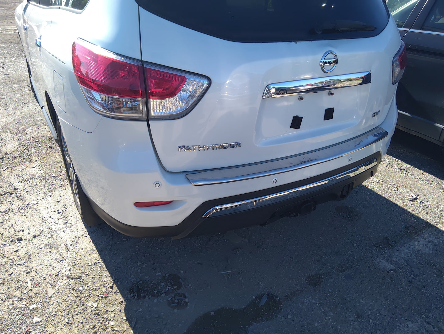 2013-2016 Nissan Pathfinder Rear Bumper Assembly Oem 5031704 - Oemusedautoparts1.com