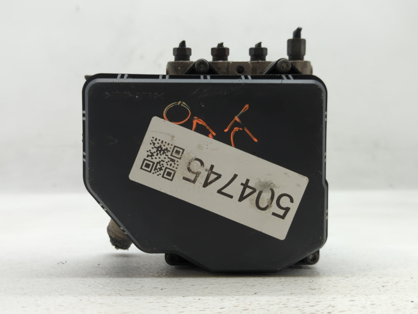 2015 Nissan Pathfinder ABS Pump Control Module Replacement P/N:47660 9PB0A Fits OEM Used Auto Parts - Oemusedautoparts1.com
