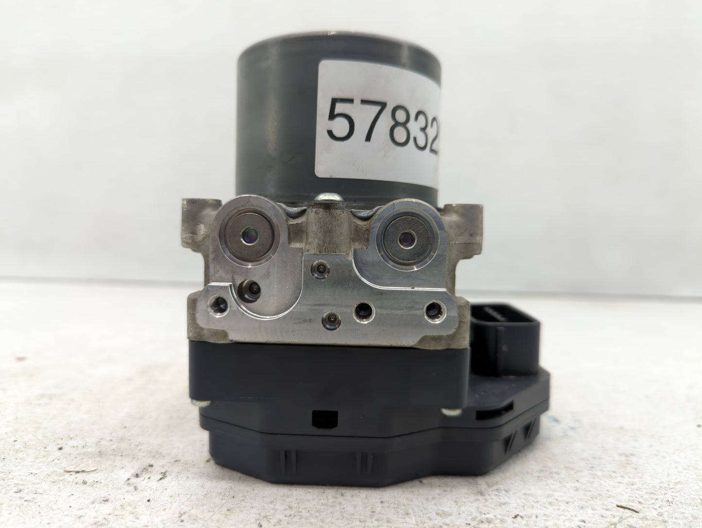 2015 Nissan Pathfinder ABS Pump Control Module Replacement P/N:47660 9PE0A Fits OEM Used Auto Parts - Oemusedautoparts1.com