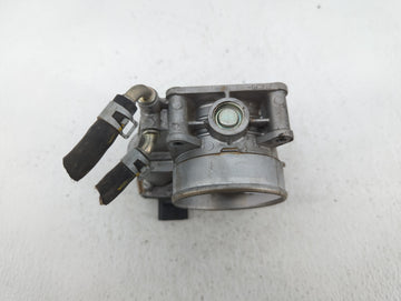2015-2016 Nissan Pathfinder Throttle Body P/N:RME70-50 Fits Fits 2015 2016 2017 2018 2019 2020 2021 2022 OEM Used Auto Parts