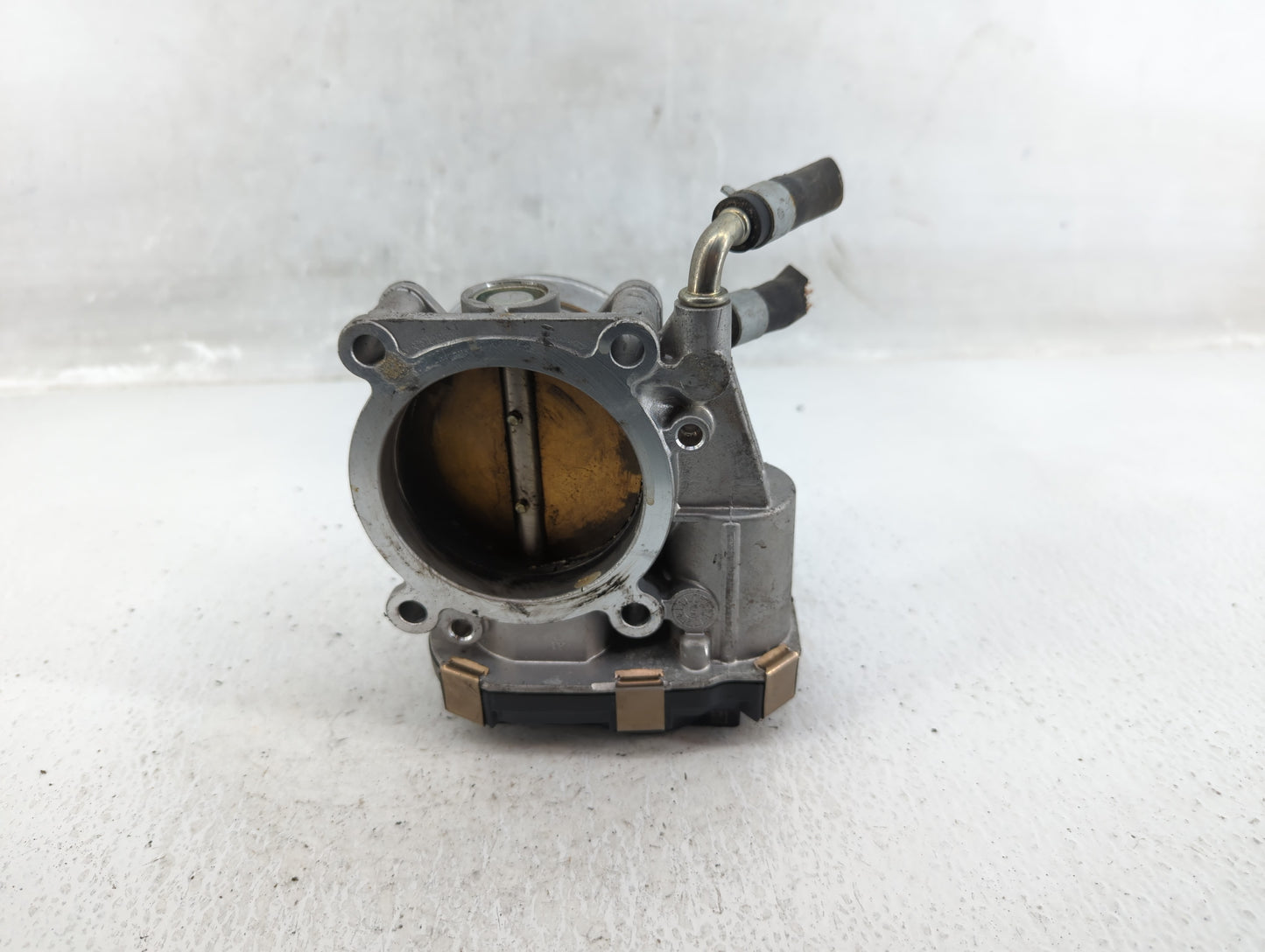 2015-2016 Nissan Pathfinder Throttle Body P/N:RME70-50 Fits Fits 2015 2016 2017 2018 2019 2020 2021 2022 OEM Used Auto Parts