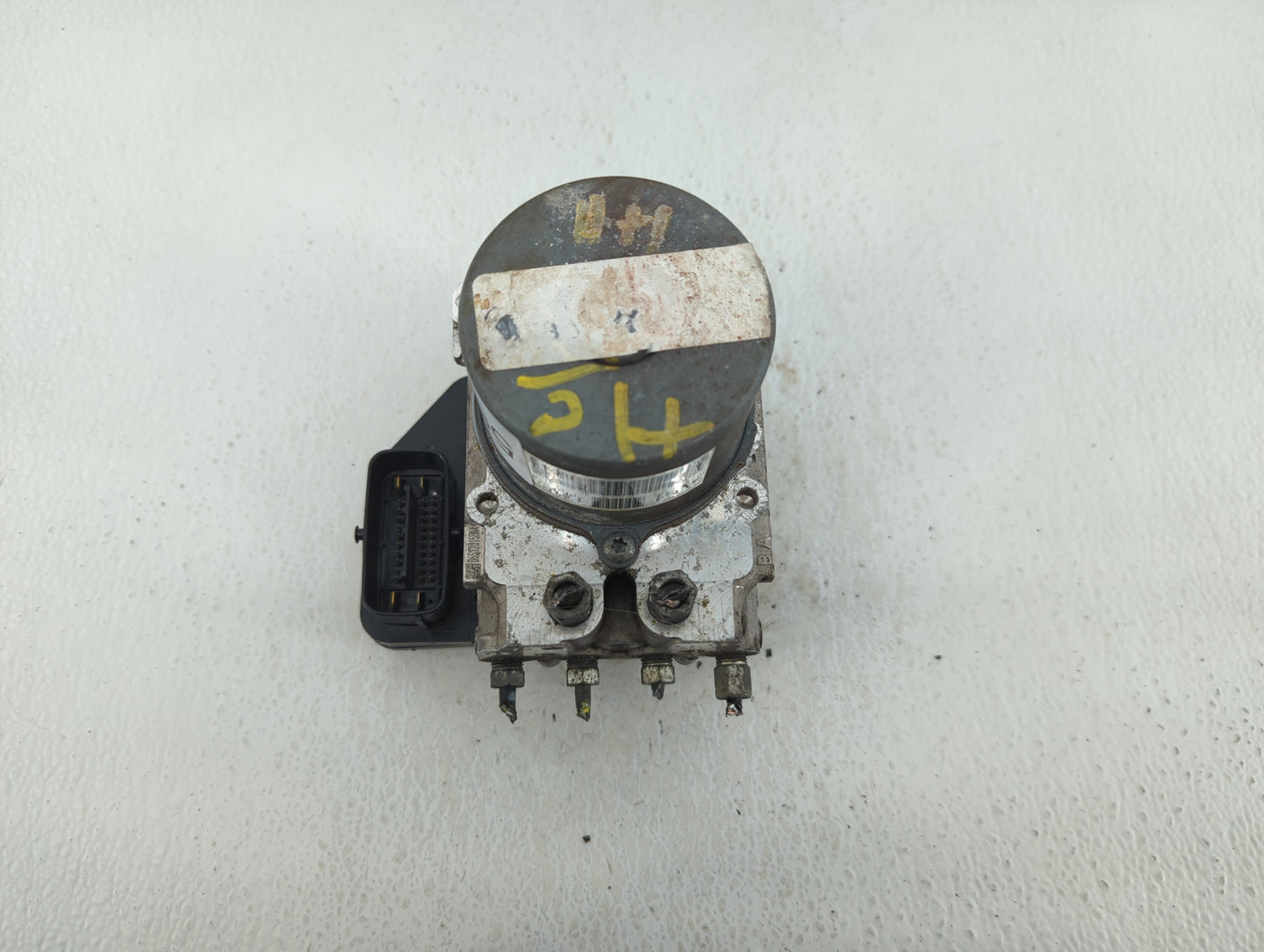 2015 Nissan Pathfinder ABS Pump Control Module Replacement P/N:47660 9PB0A Fits OEM Used Auto Parts - Oemusedautoparts1.com
