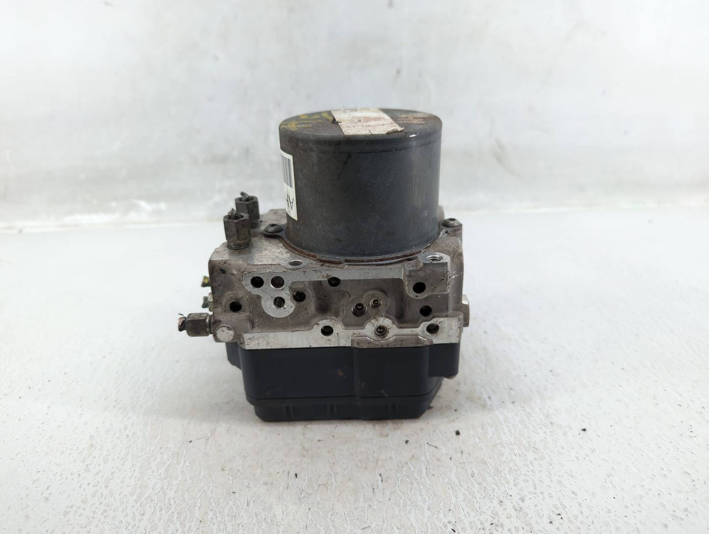 2015 Nissan Pathfinder ABS Pump Control Module Replacement P/N:47660 9PB0A Fits OEM Used Auto Parts - Oemusedautoparts1.com