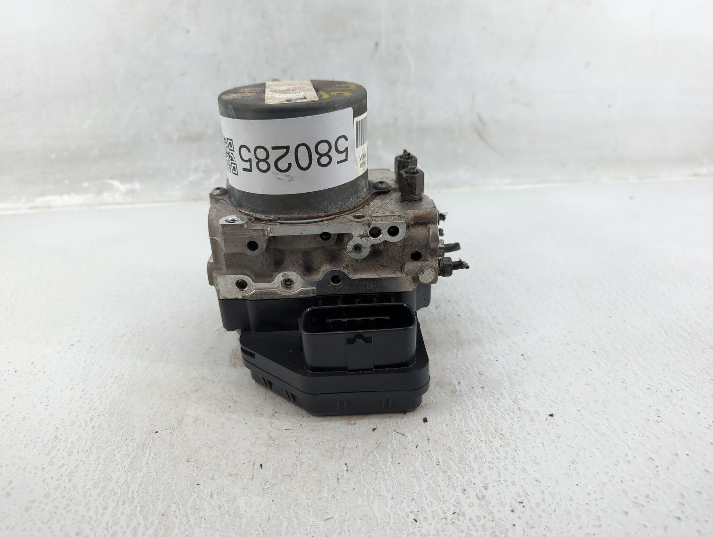 2015 Nissan Pathfinder ABS Pump Control Module Replacement P/N:47660 9PB0A Fits OEM Used Auto Parts - Oemusedautoparts1.com