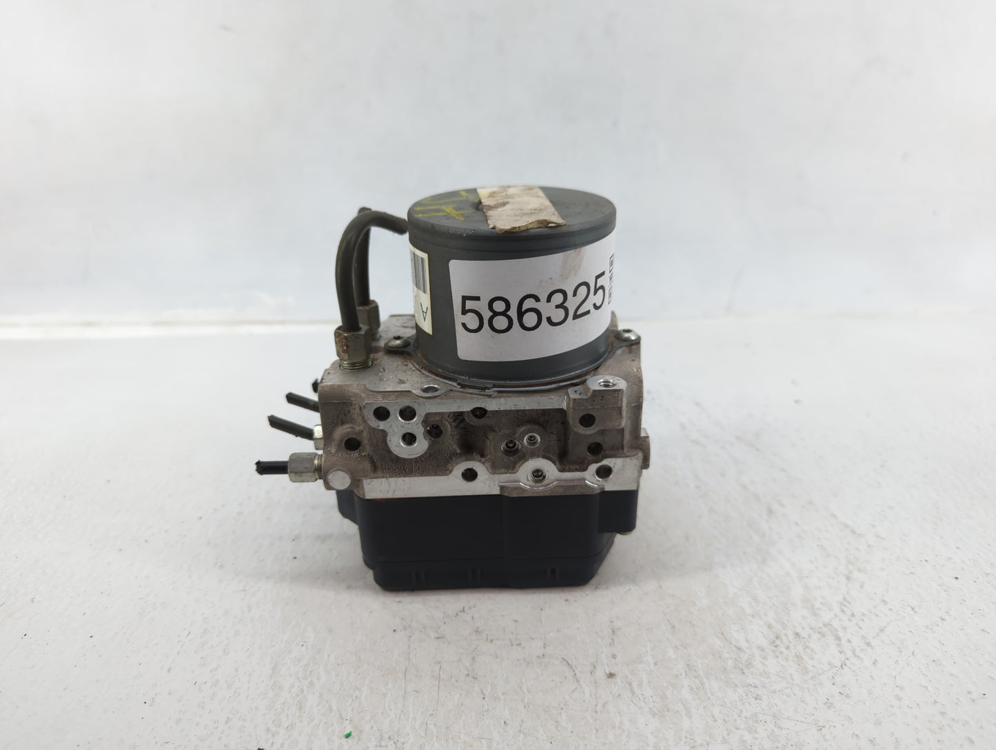 2015 Nissan Pathfinder ABS Pump Control Module Replacement P/N:47660 9PE0A Fits OEM Used Auto Parts - Oemusedautoparts1.com