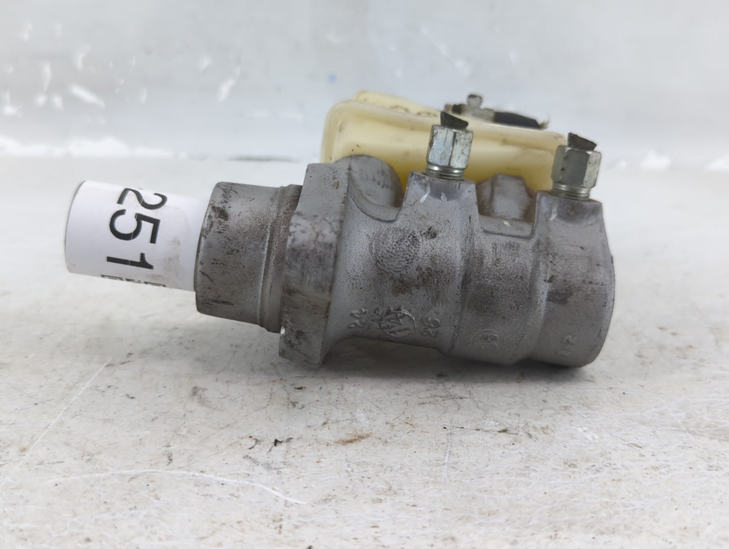2013-2020 Nissan Pathfinder Brake Master Cylinder - Oemusedautoparts1.com