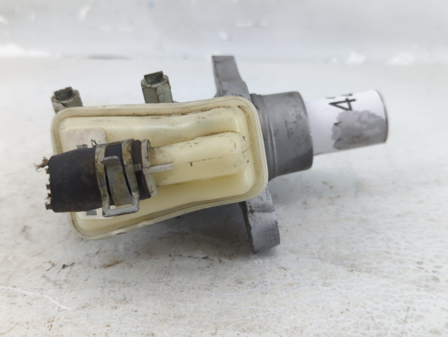 2013-2020 Nissan Pathfinder Brake Master Cylinder - Oemusedautoparts1.com