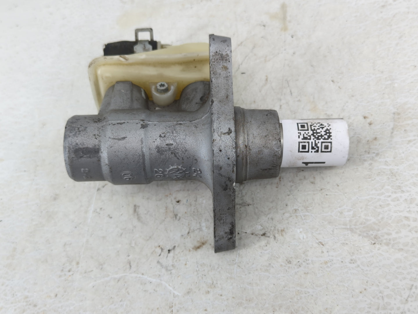 2013-2020 Nissan Pathfinder Brake Master Cylinder - Oemusedautoparts1.com