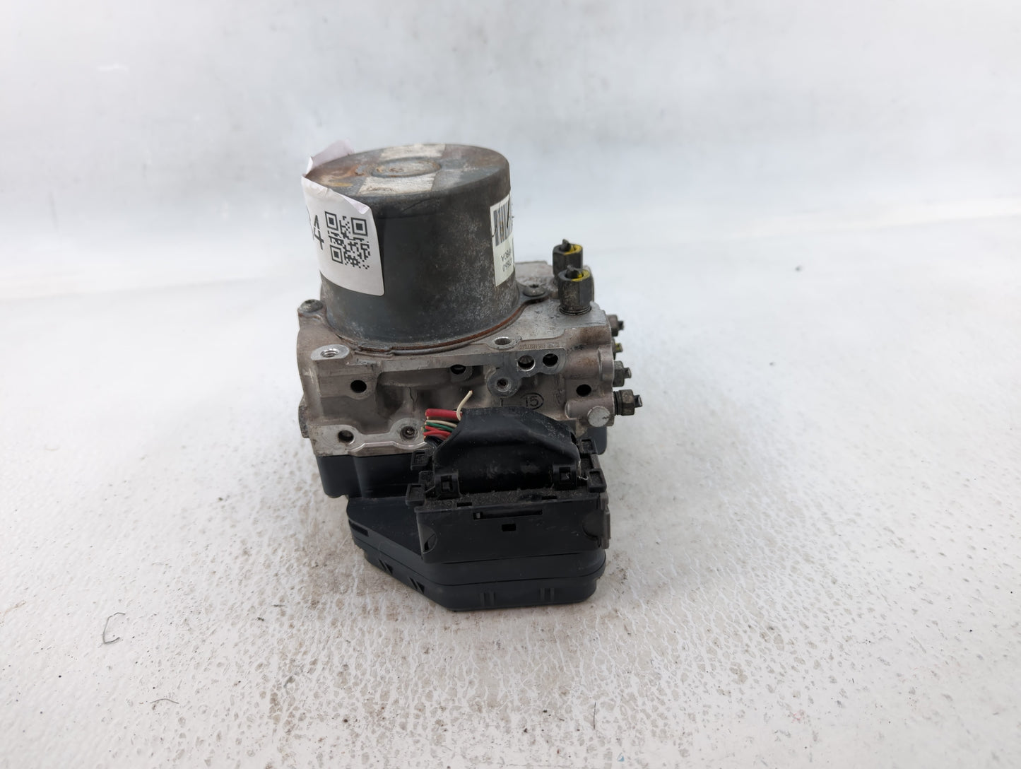 2015 Nissan Pathfinder ABS Pump Control Module Replacement P/N:47660 9PB0A Fits OEM Used Auto Parts - Oemusedautoparts1.com