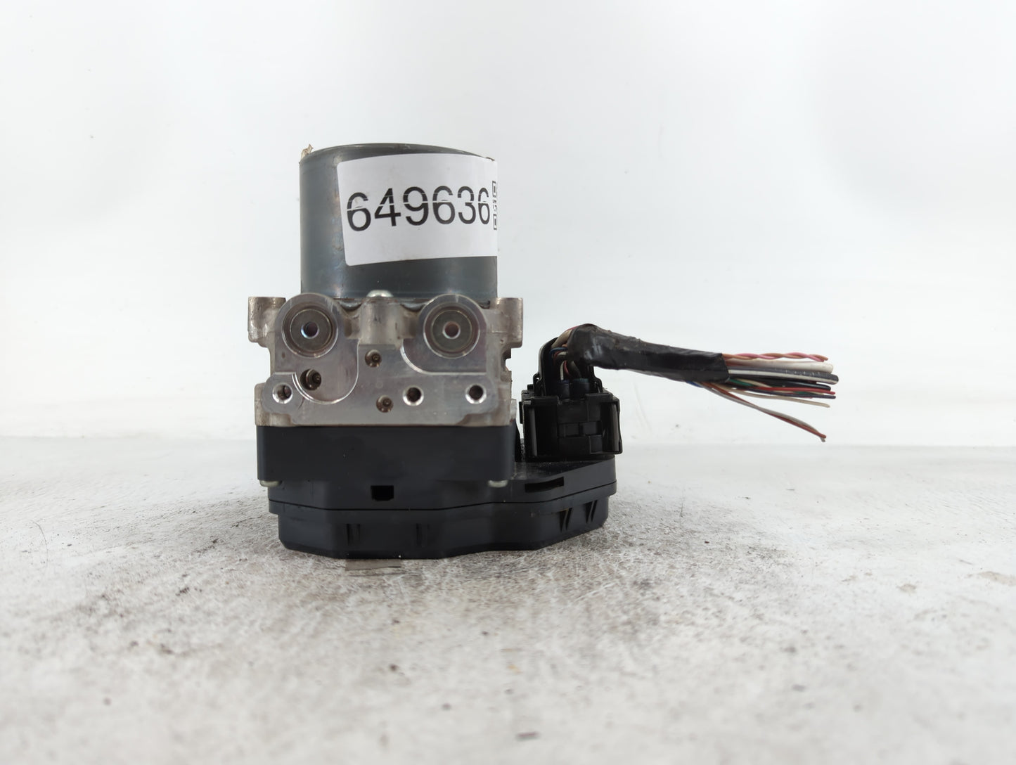 2015 Nissan Pathfinder ABS Pump Control Module Replacement P/N:47660 9PE0A Fits OEM Used Auto Parts - Oemusedautoparts1.com