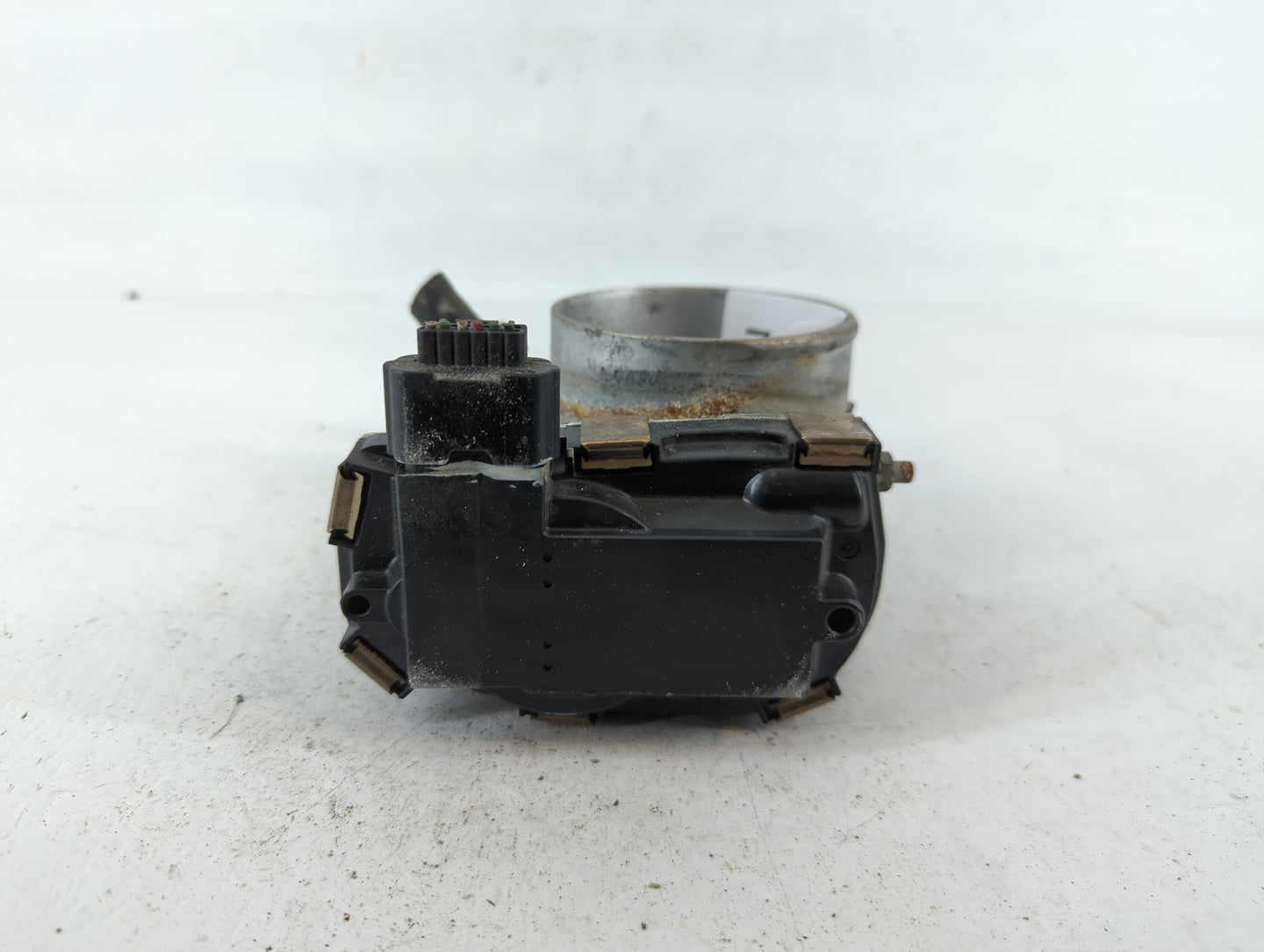 2015-2016 Nissan Pathfinder Throttle Body Fits Fits 2015 2016 2017 2018 2019 2020 2021 2022 OEM Used Auto Parts - Oemusedaut