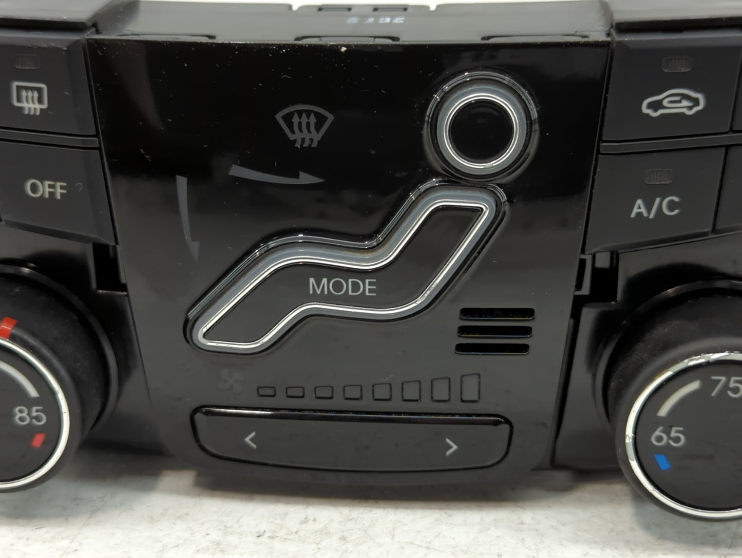 2013-2016 Nissan Pathfinder Climate Control Module Temperature AC/Heater Replacement P/N:7HYF14HC1026 ATC7 Fits OEM Used Aut