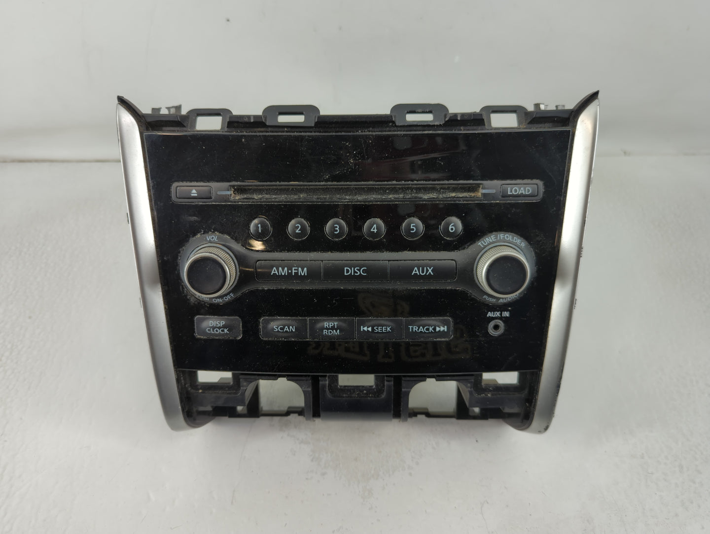 2015-2016 Nissan Pathfinder Radio AM FM Cd Player Receiver Replacement P/N:28185 3KA1A Fits Fits 2015 2016 OEM Used Auto Par