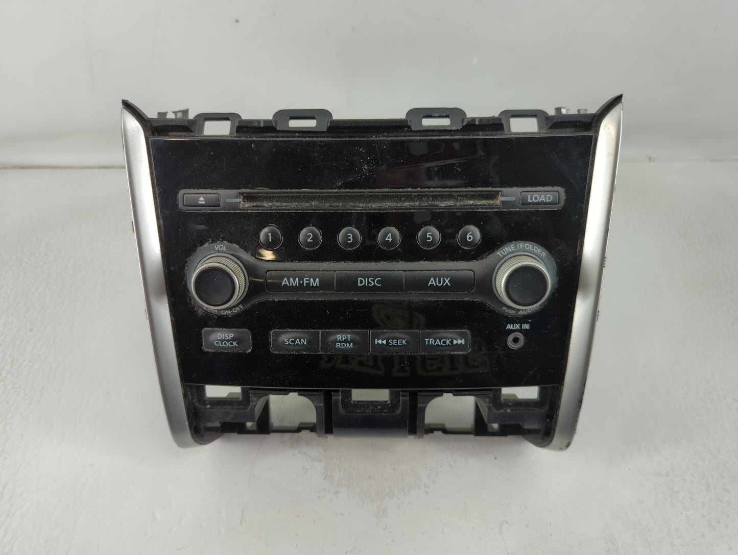 2015-2016 Nissan Pathfinder Radio AM FM Cd Player Receiver Replacement P/N:28185 3KA1A Fits Fits 2015 2016 OEM Used Auto Par