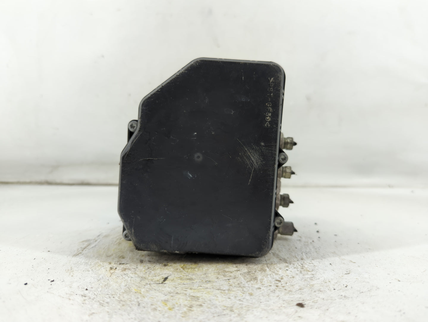 2015 Nissan Pathfinder ABS Pump Control Module Replacement P/N:47660 9PE0A Fits OEM Used Auto Parts - Oemusedautoparts1.com