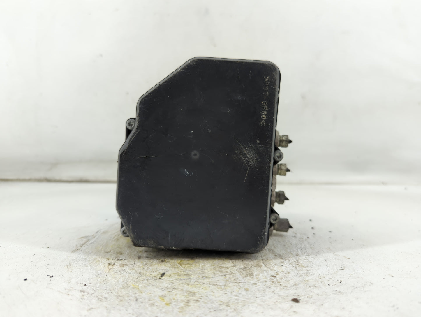 2015 Nissan Pathfinder ABS Pump Control Module Replacement P/N:47660 9PE0A Fits OEM Used Auto Parts - Oemusedautoparts1.com