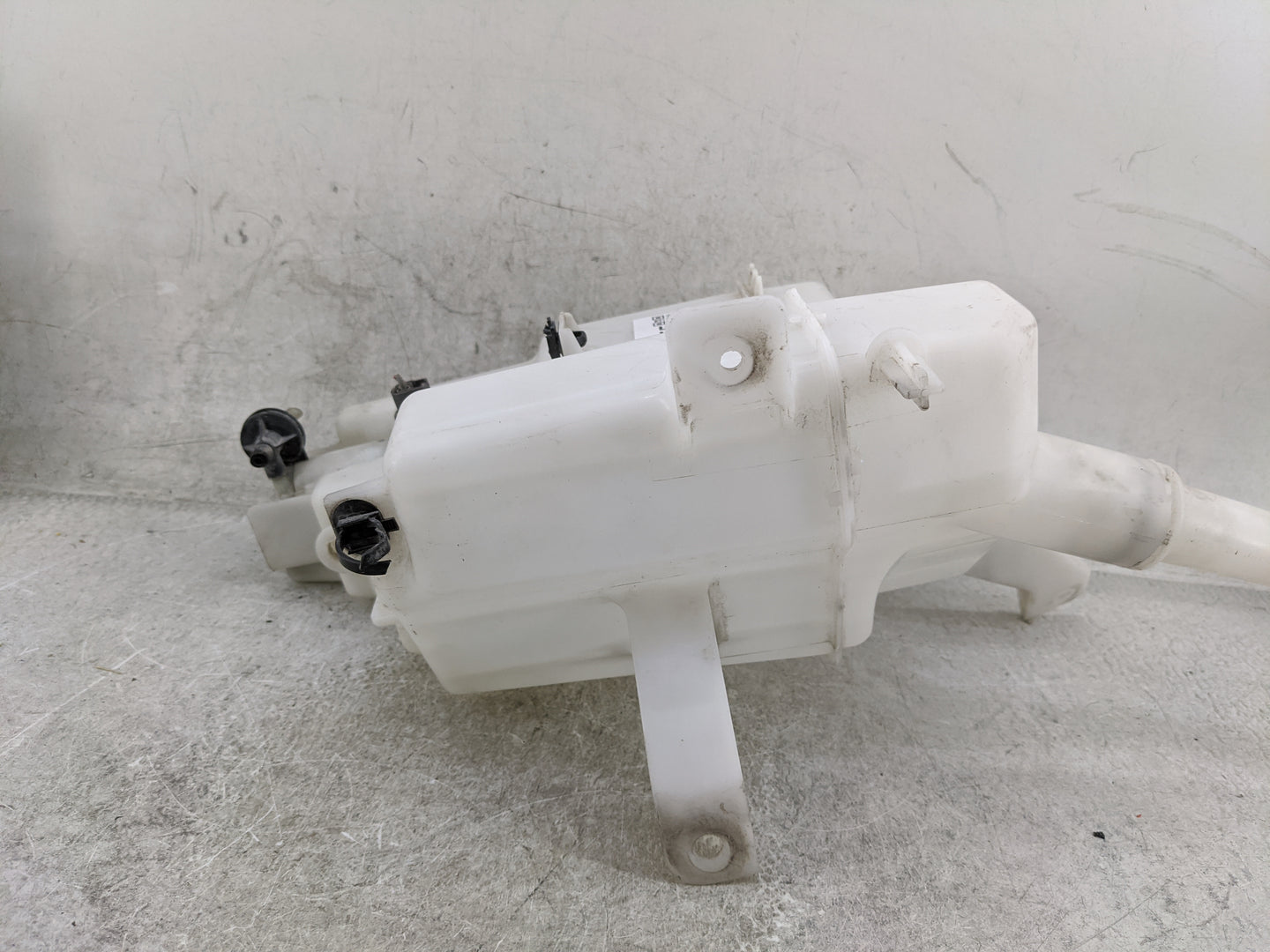 2011-2017 Nissan Quest Windshield Washer Fluid Reservoir Bottle Oem - Oemusedautoparts1.com