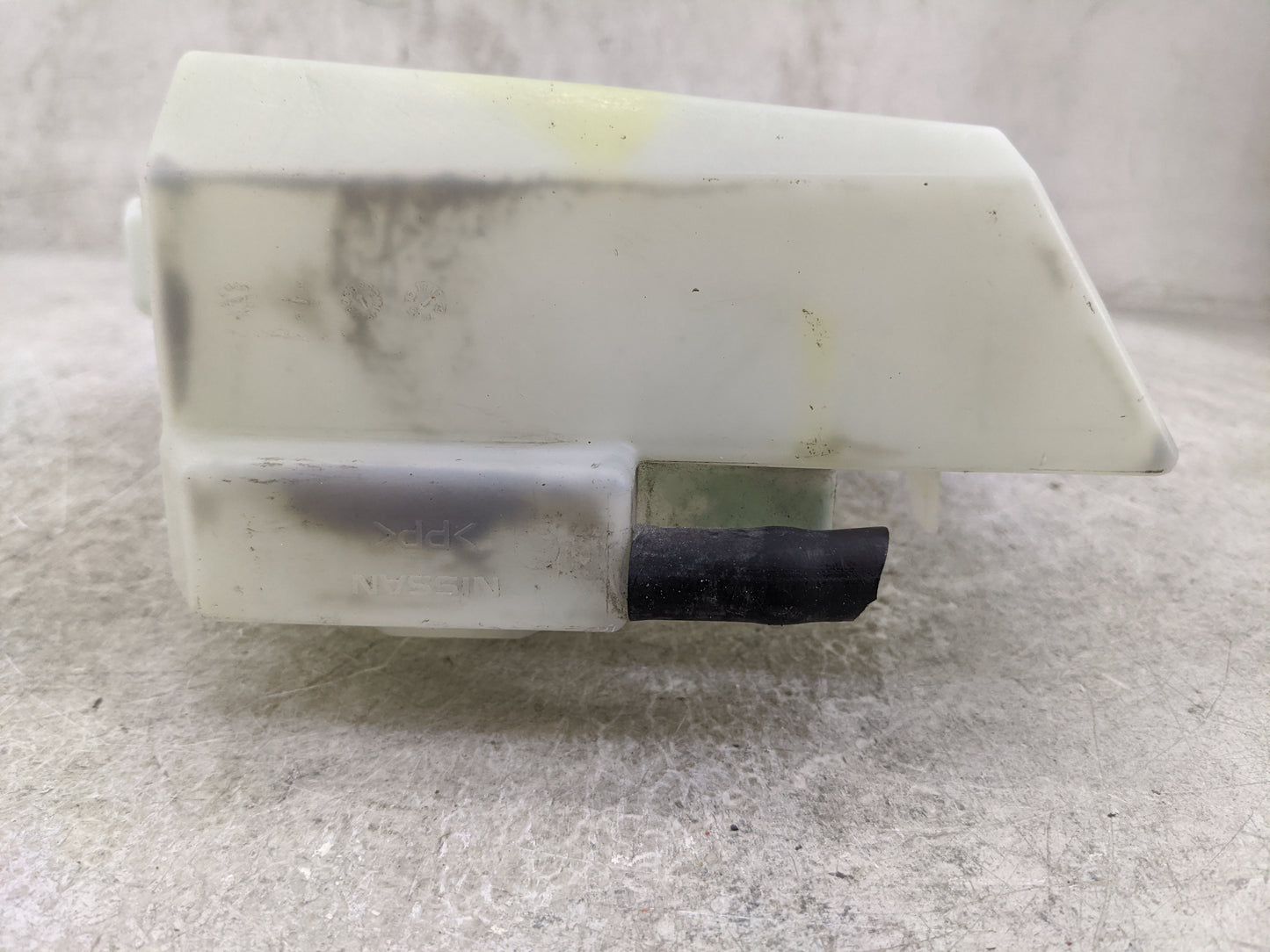 2011-2017 Nissan Quest Radiator Coolant Overflow Expansion Tank Bottle 1477045 - Oemusedautoparts1.com
