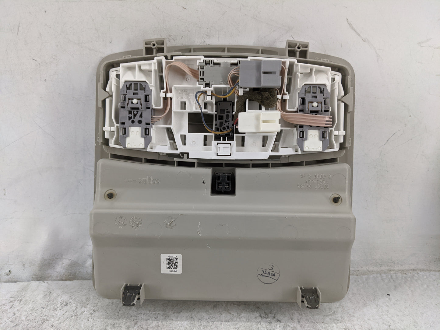 2015 Nissan Quest Overhead Roof Console Tan - Oemusedautoparts1.com