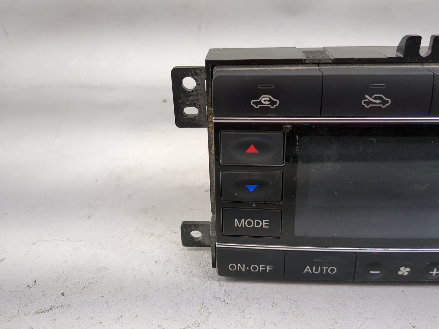 2011-2017 Nissan Quest Climate Control Module Temperature AC/Heater Replacement P/N:27500 1JA1A 27500 1JA1A--N Fits OEM Used