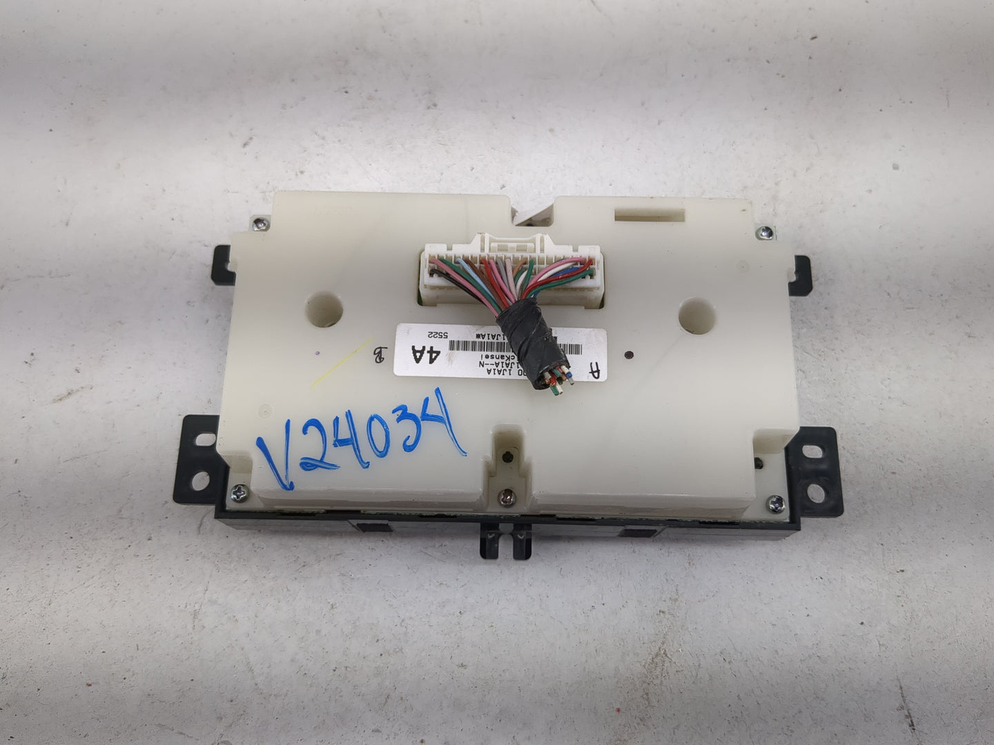 2011-2017 Nissan Quest Climate Control Module Temperature AC/Heater Replacement P/N:27500 1JA1A 27500 1JA1A--N Fits OEM Used