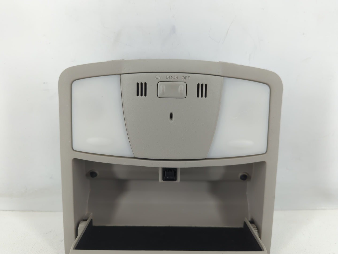 2015 Nissan Quest Overhead Roof Console - Oemusedautoparts1.com