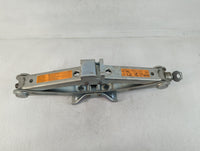 2015 Nissan Quest Spare Scissor Car Jack - Oemusedautoparts1.com