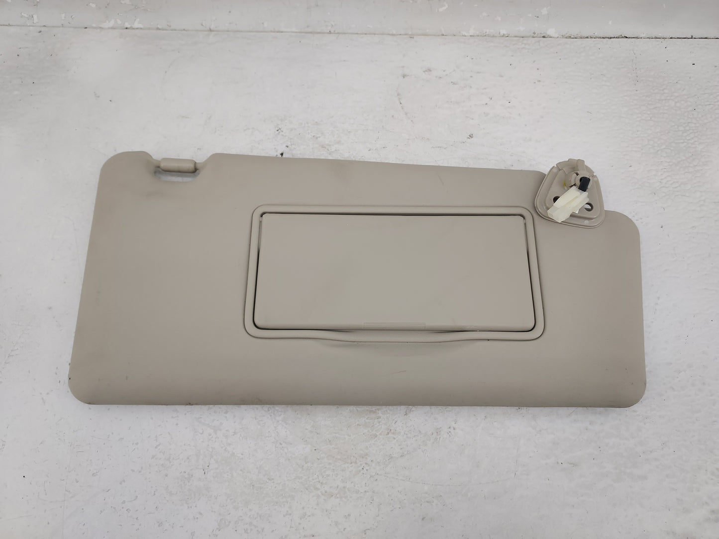 2008-2015 Nissan Rogue Sun Visor Shade Replacement Passenger Right Mirror Fits Fits 2008 2009 2010 2011 2012 2013 2014 2015 