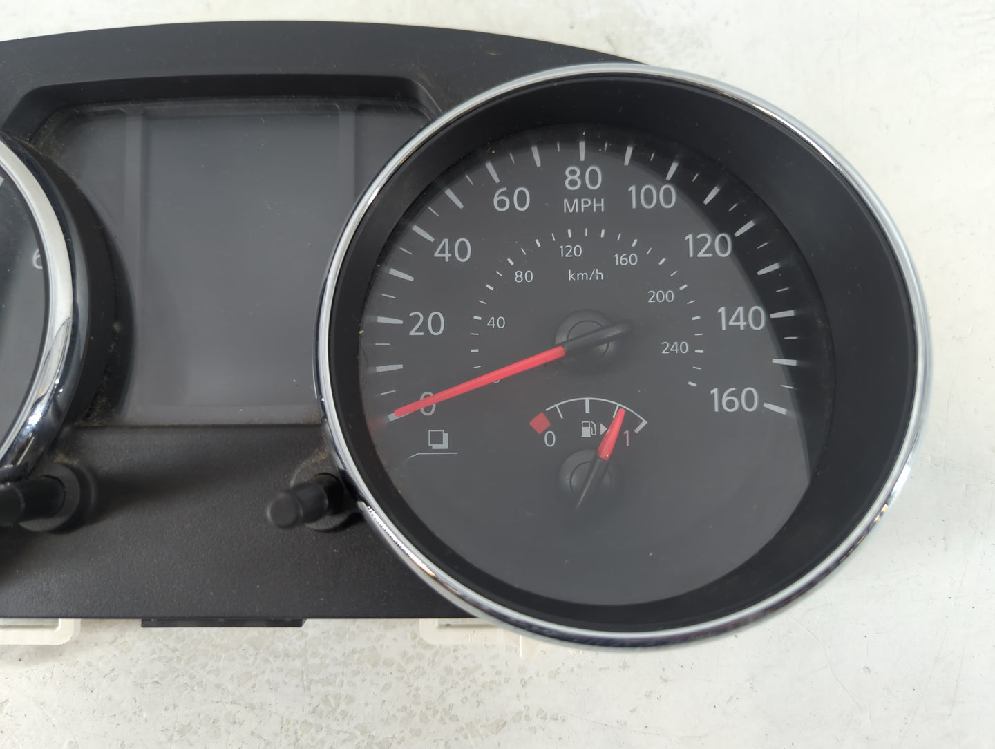 2014-2015 Nissan Rogue Instrument Cluster Speedometer Gauges P/N:24810 1VX5C Fits Fits 2014 2015 OEM Used Auto Parts - Oemus