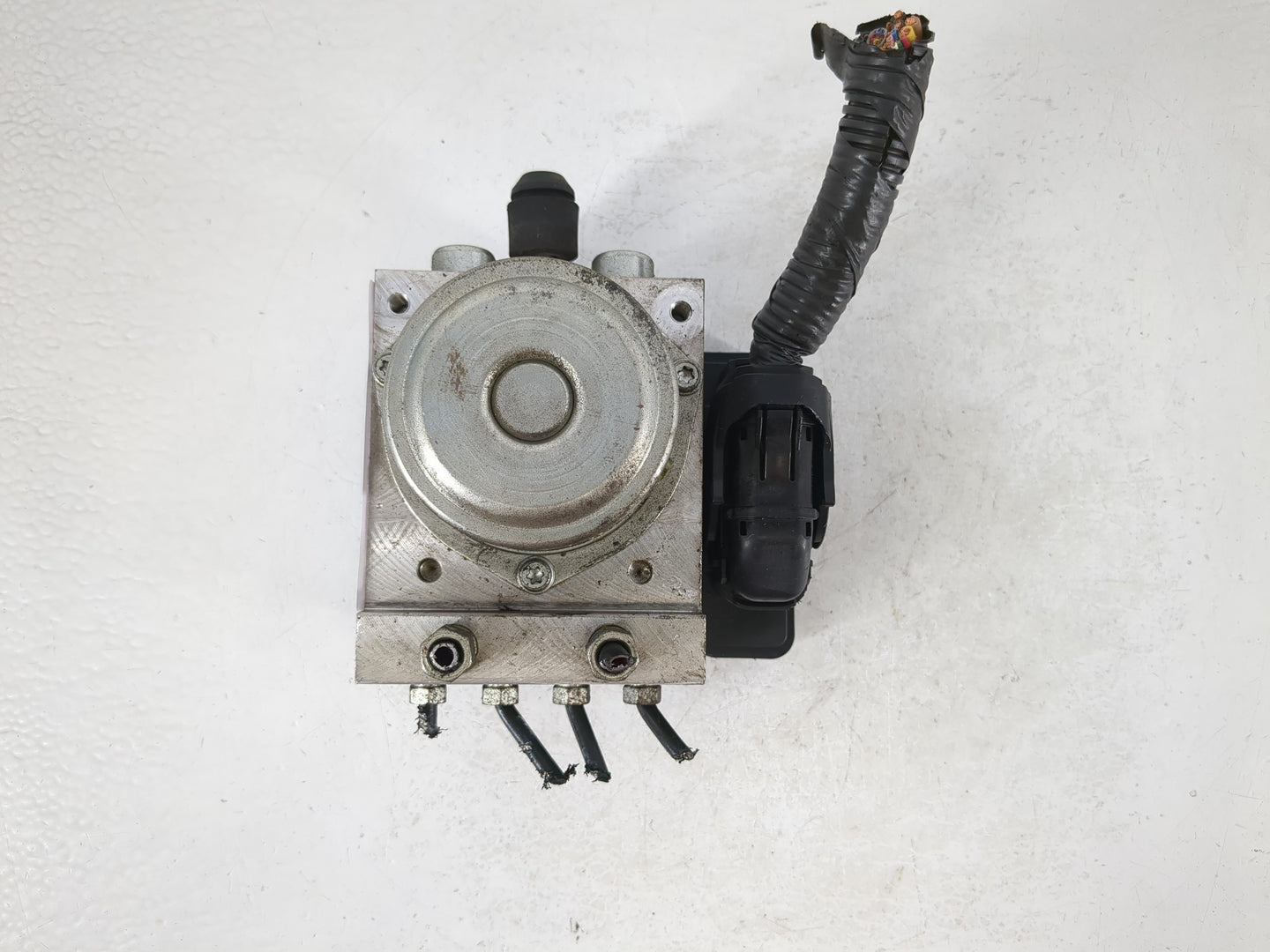 2012-2015 Nissan Rogue ABS Pump Control Module Replacement P/N:47660 JM14A Fits Fits 2012 2013 2014 2015 OEM Used Auto Parts