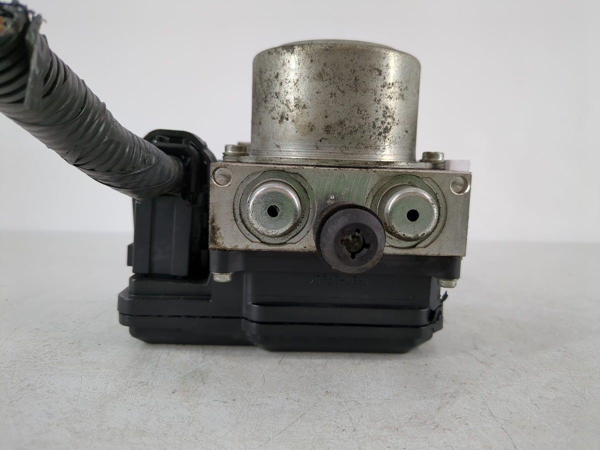 2012-2015 Nissan Rogue Anti-Lock Brake ABS Pump Module Actuator OEM P/N:47660 JM14A Fits Fits 2012 2013 2014 2015 OEM Used A
