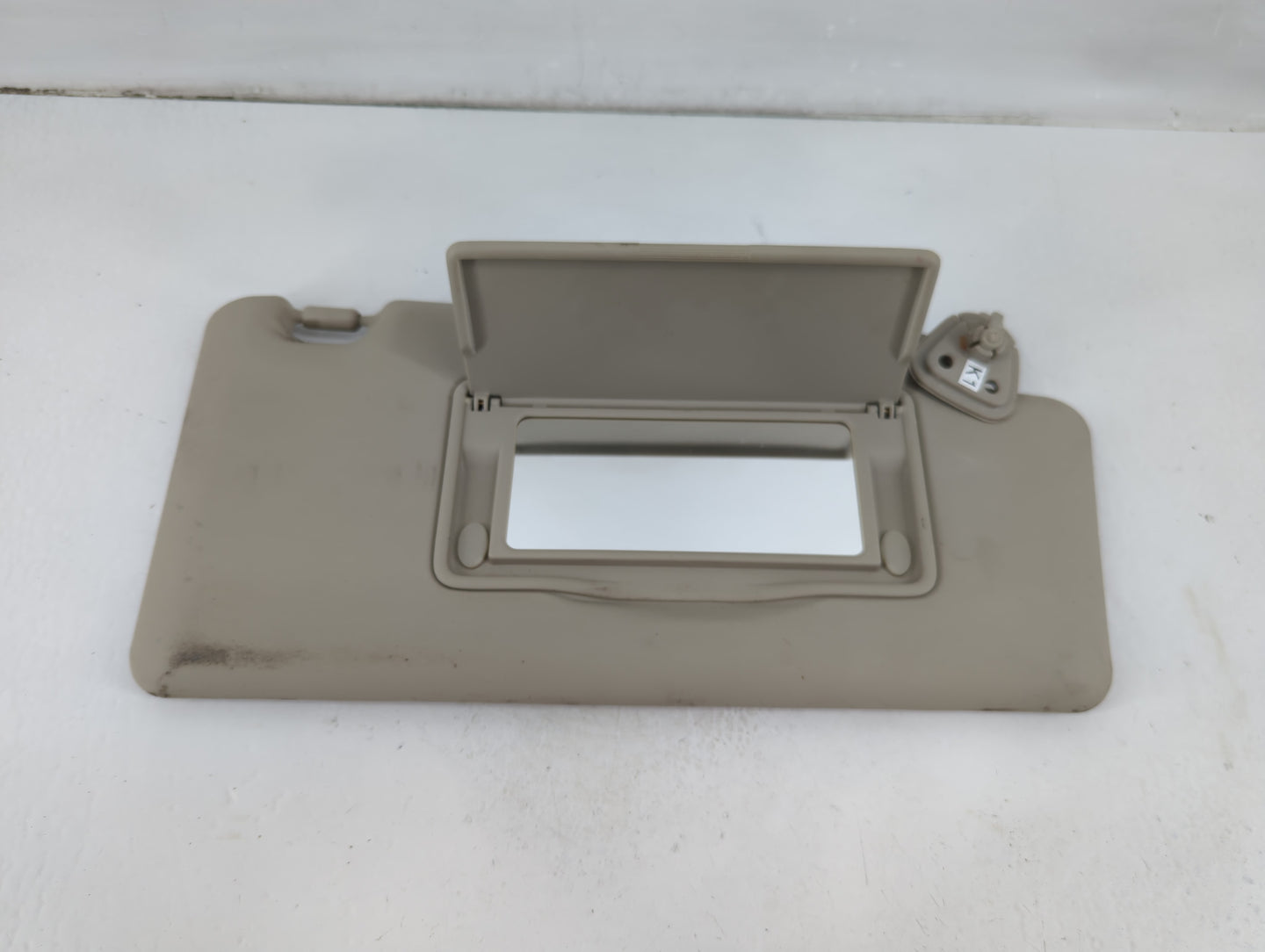 2008-2015 Nissan Rogue Sun Visor Shade Replacement Passenger Right Mirror Fits Fits 2008 2009 2010 2011 2012 2013 2014 2015 
