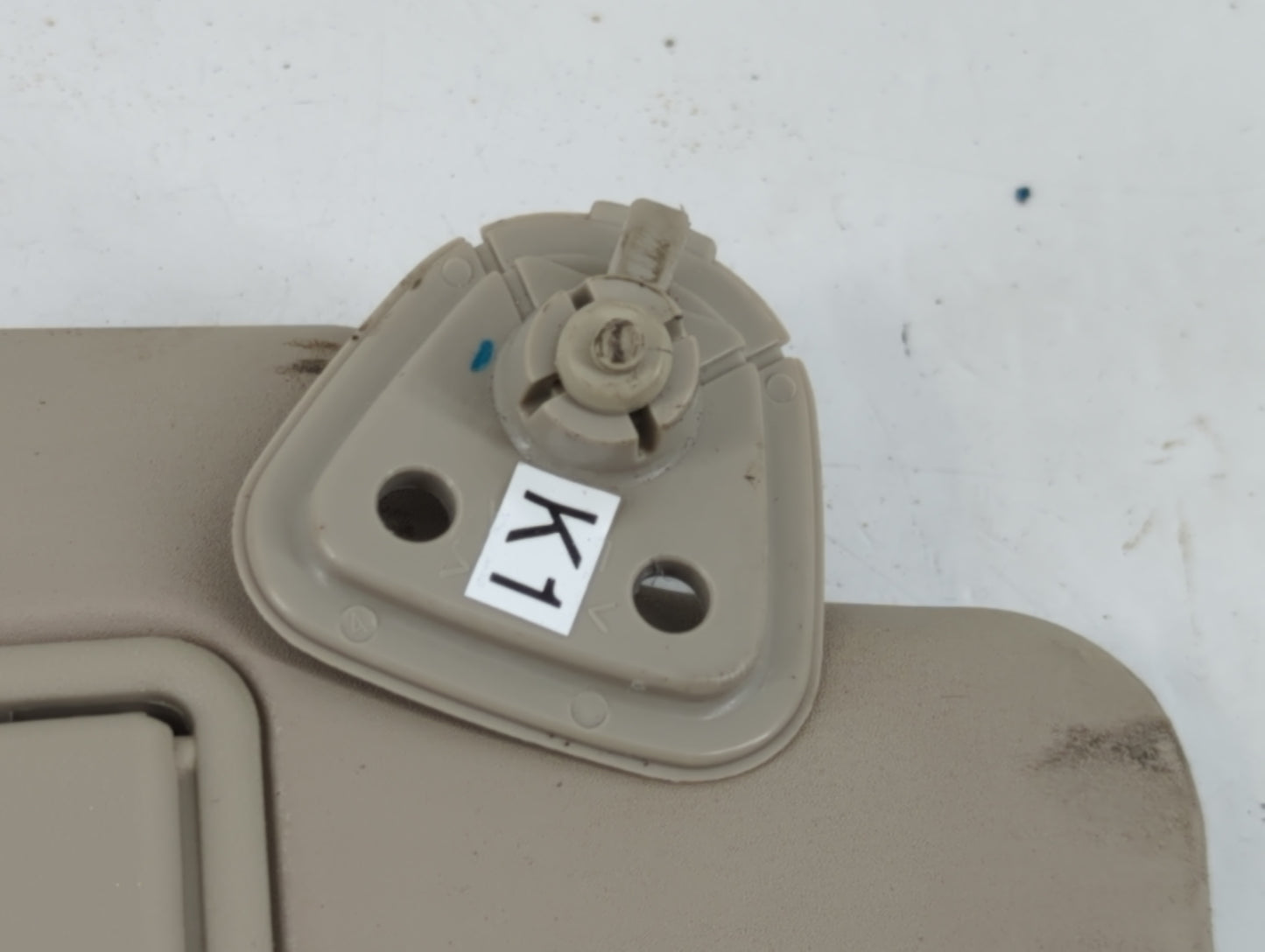 2008-2015 Nissan Rogue Sun Visor Shade Replacement Passenger Right Mirror Fits Fits 2008 2009 2010 2011 2012 2013 2014 2015 