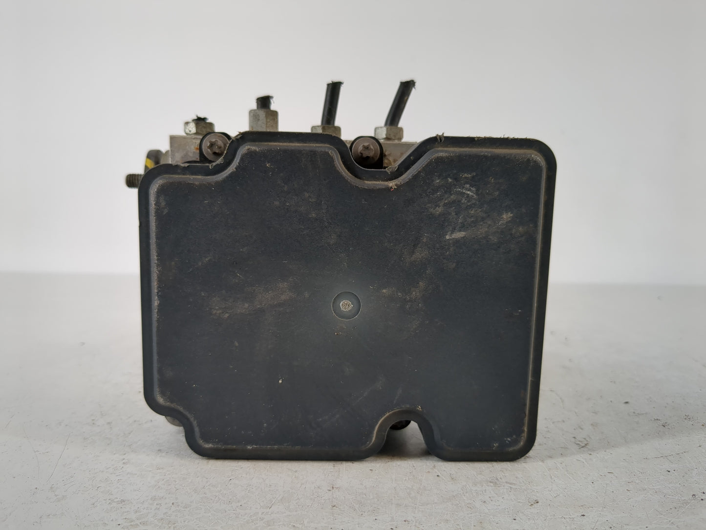 2014-2015 Nissan Rogue ABS Pump Control Module Replacement P/N:47660 4BF0A Fits Fits 2014 2015 OEM Used Auto Parts - Oemused