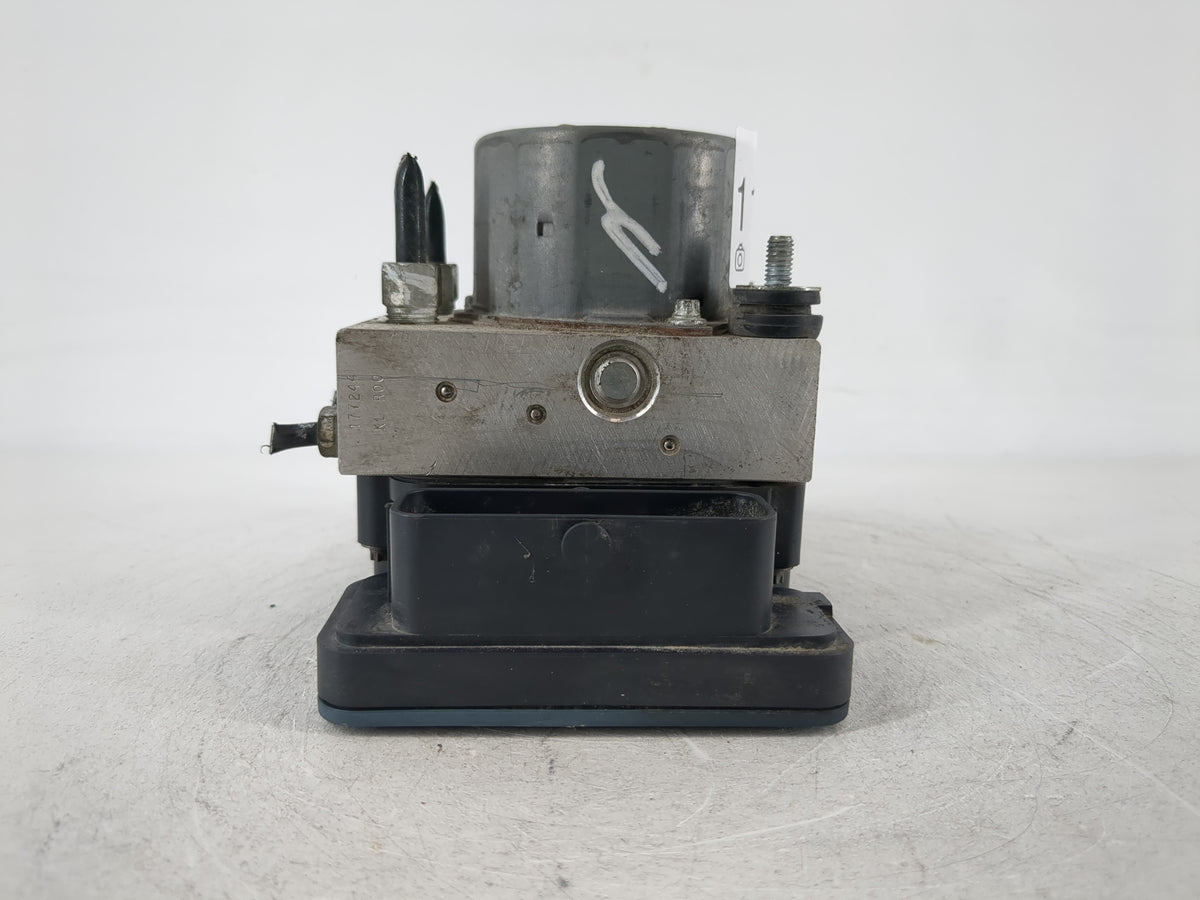 2014-2015 Nissan Rogue Anti-Lock Brake ABS Pump Module Actuator OEM P/N:47660 4BA0A Fits Fits 2014 2015 OEM Used Auto Parts 