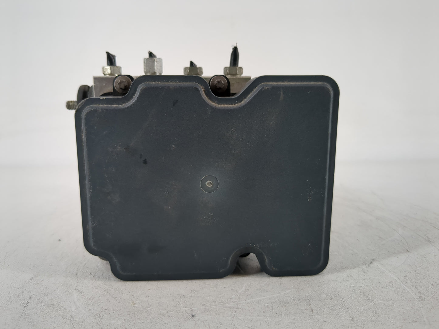 2014-2015 Nissan Rogue ABS Pump Control Module Replacement P/N:47660 4BA0A Fits Fits 2014 2015 OEM Used Auto Parts - Oemused