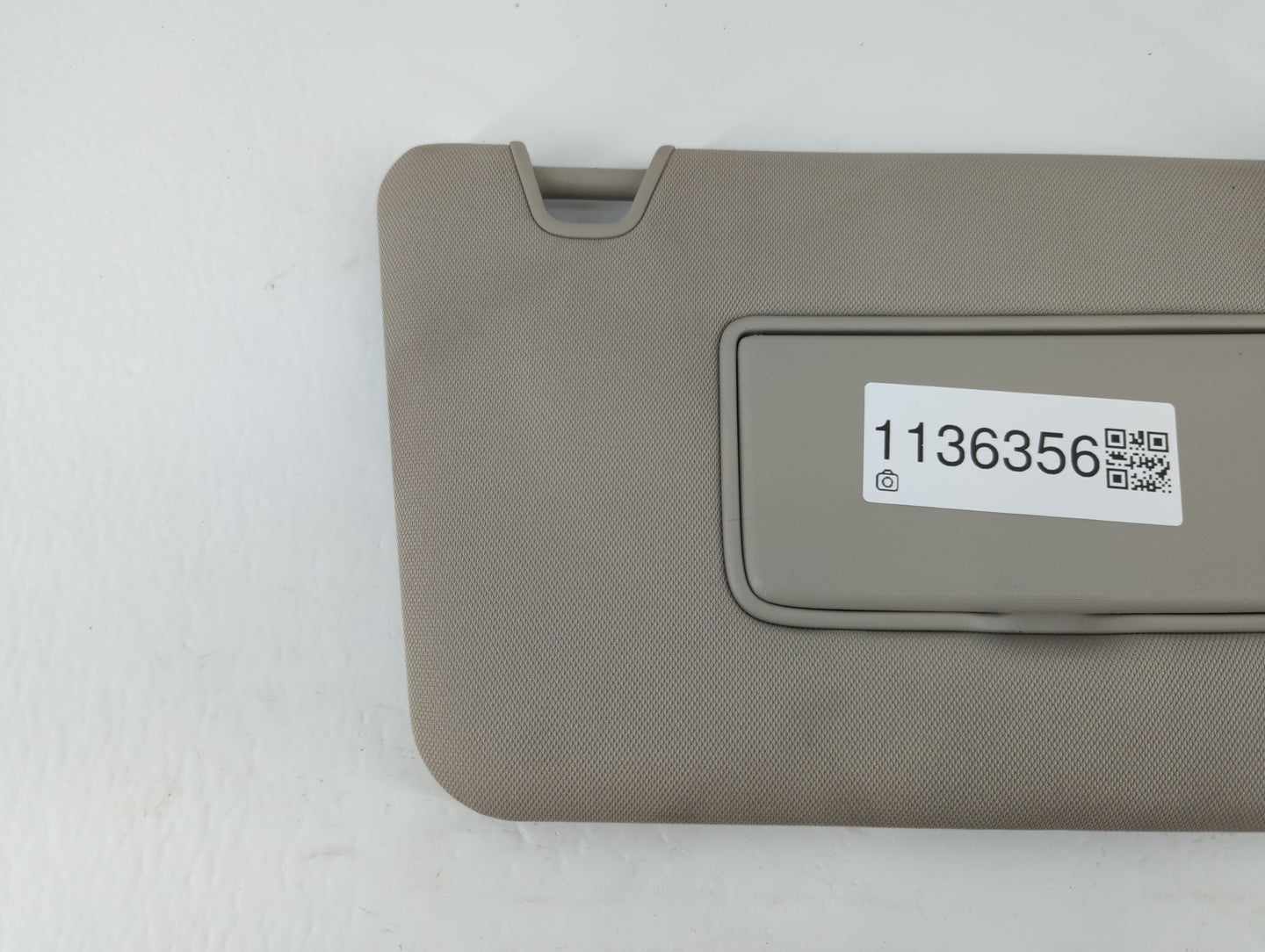 2014-2017 Nissan Rogue Sun Visor Shade Replacement Passenger Right Mirror Fits Fits 2014 2015 2016 2017 OEM Used Auto Parts 