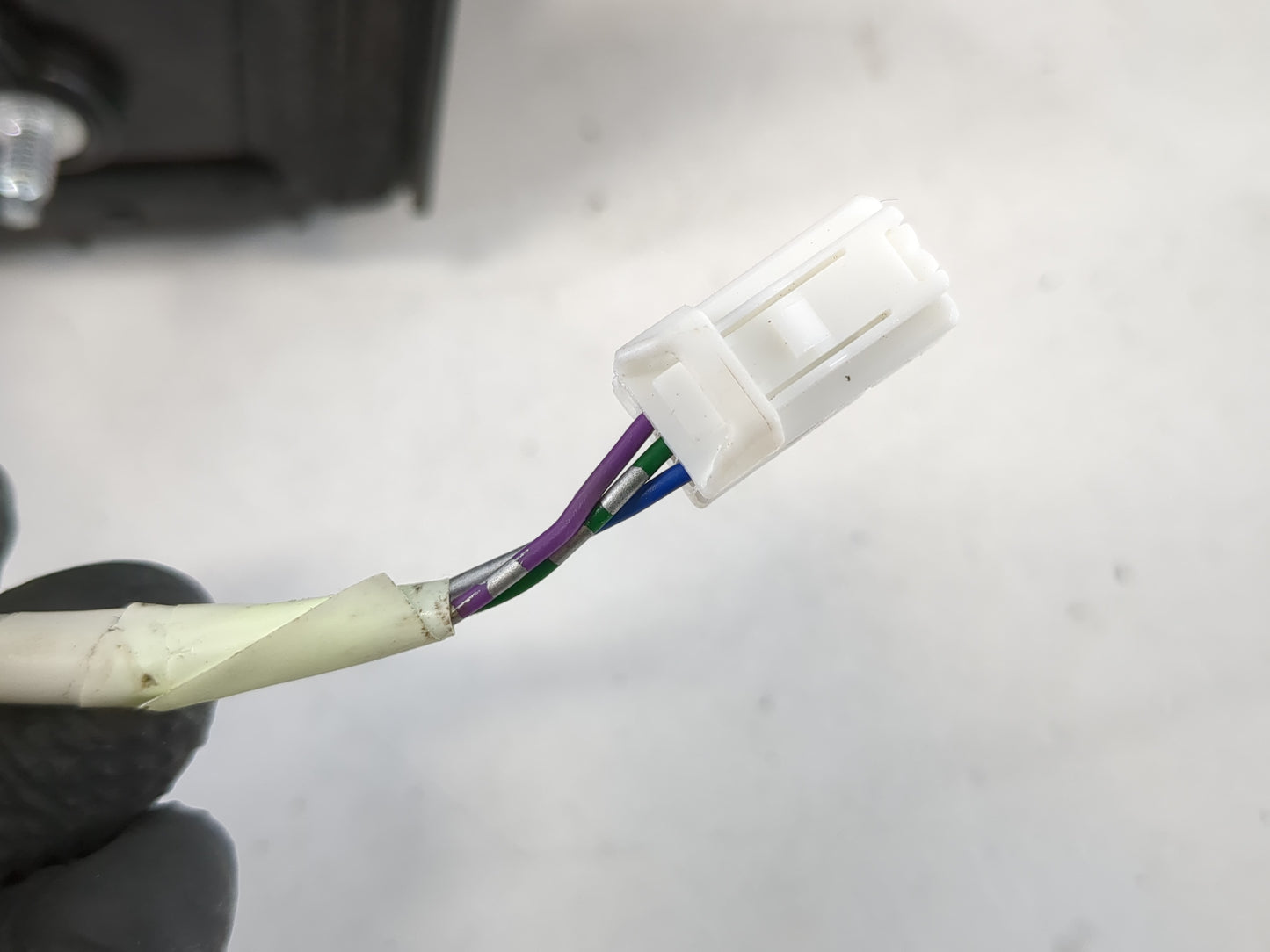 2015 Nissan Rogue Passenger Side View Mirror - Right Door Mirror OEM Used - Oemusedautoparts1.com