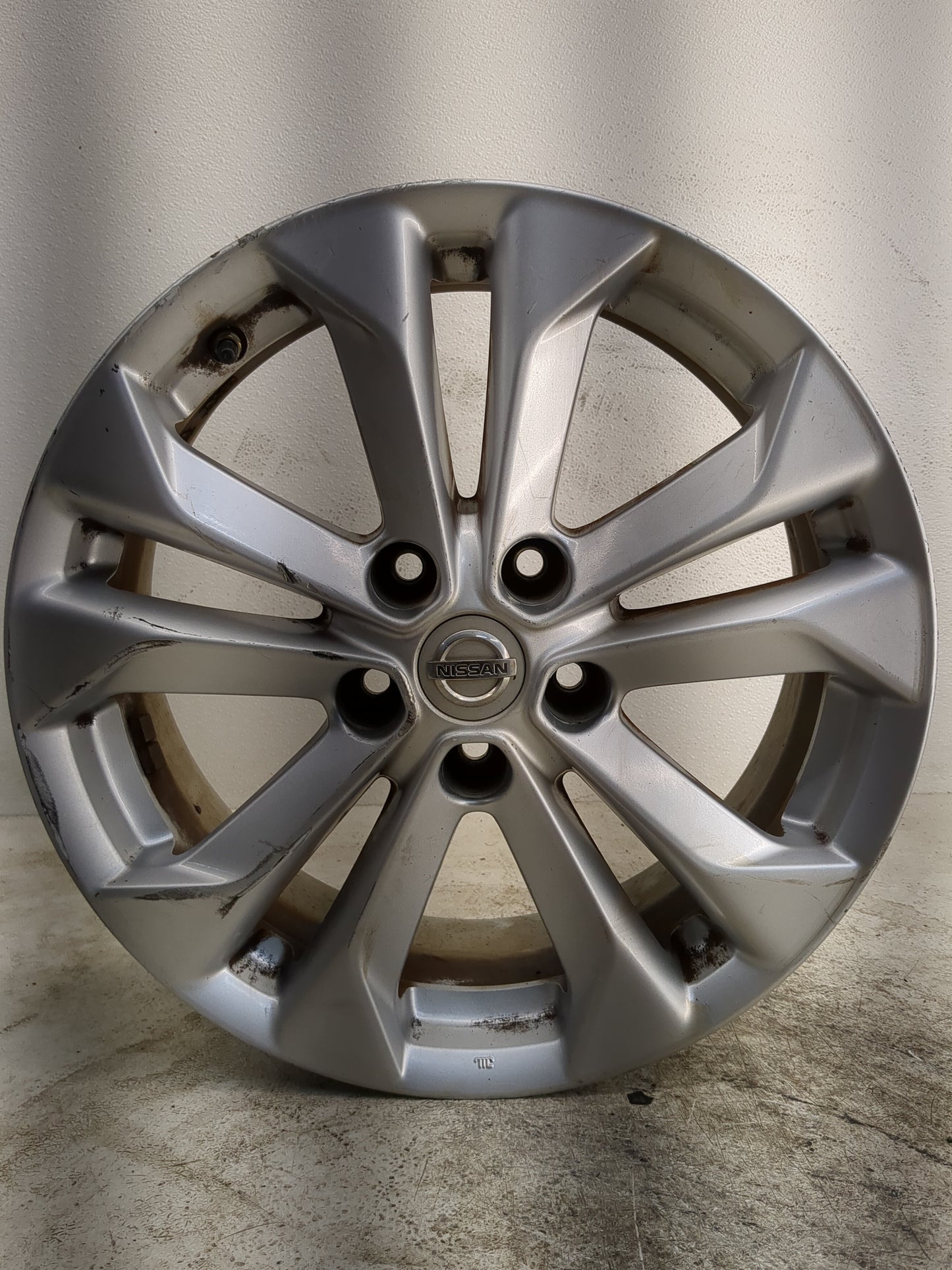 2014-2018 Nissan Rogue Oem Wheel Rim - Oemusedautoparts1.com